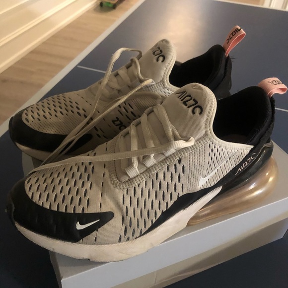 Nike 270 sneakers - Picture 2 of 2